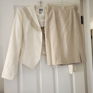 JRT By NEWPORT NEWS Off White & Tan Sailor Style Jacket Skirt Suit Size 6 NEW